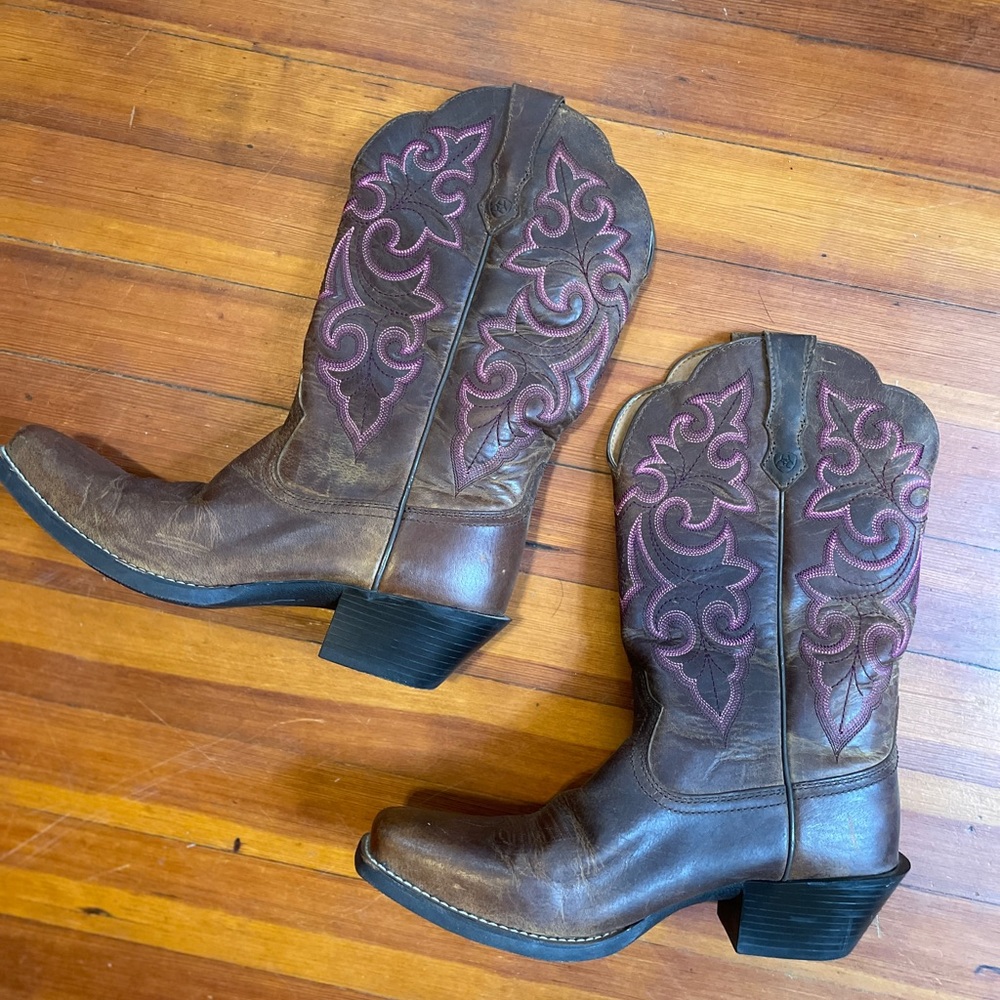 ARIAT Brown and Pink Cowboy Boots